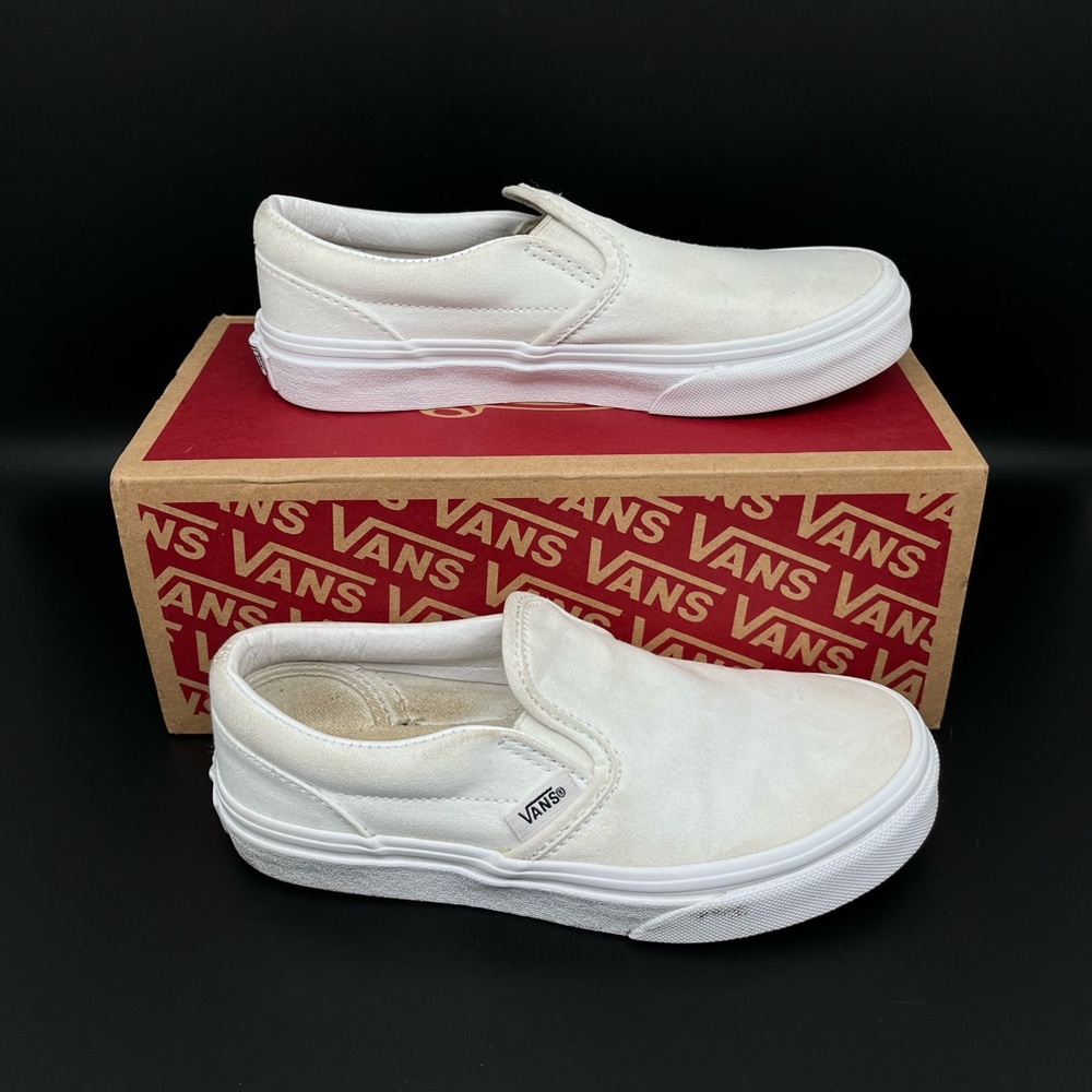 Vans Off the Wall Canvas Slip‎ On Shoes Youth Sz 2